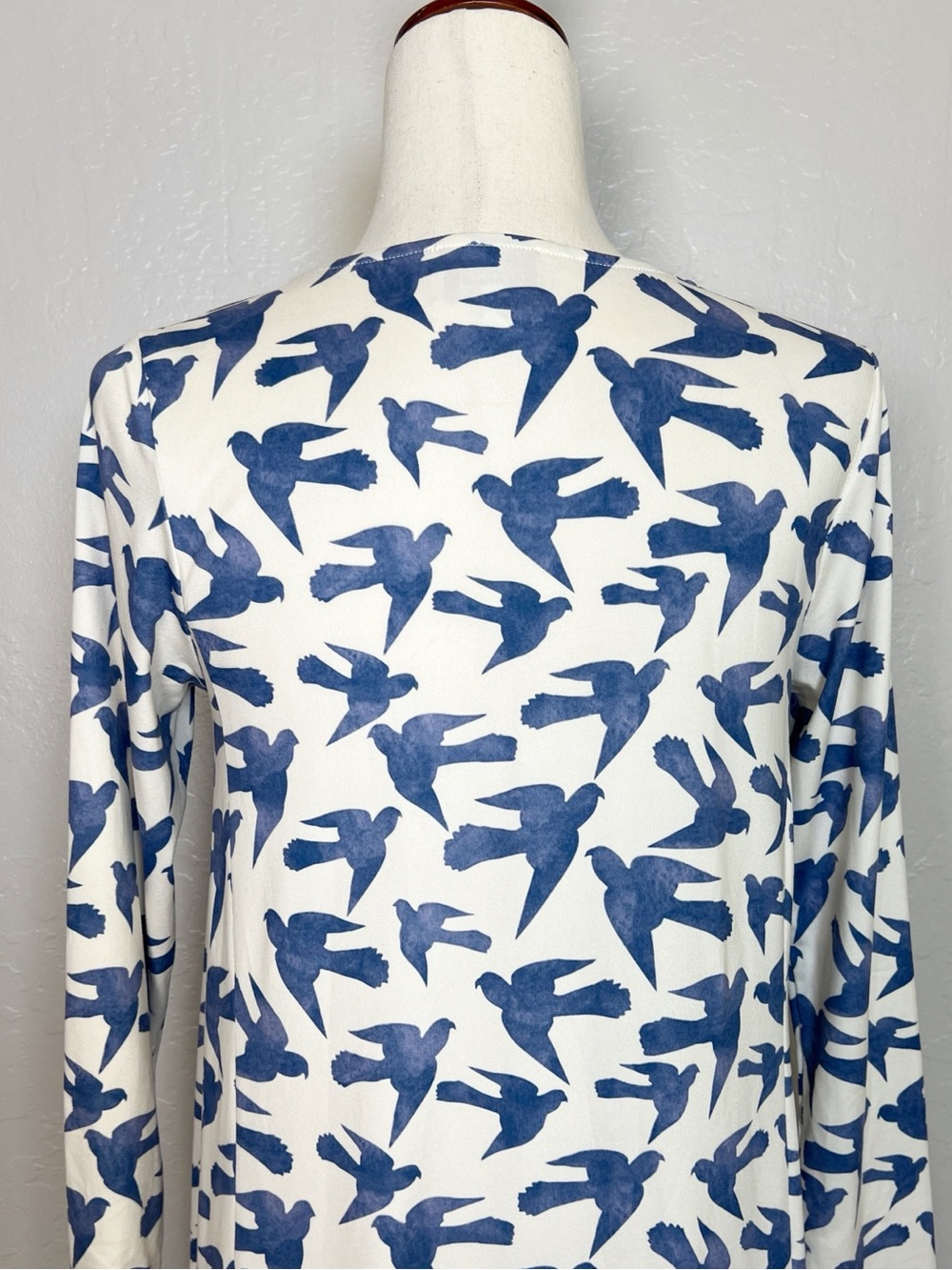DAINTY JEWELLS Women’s Size XS Blue Bird Print Your Favorite A-Line Midi Dress - Picture 9 of 11